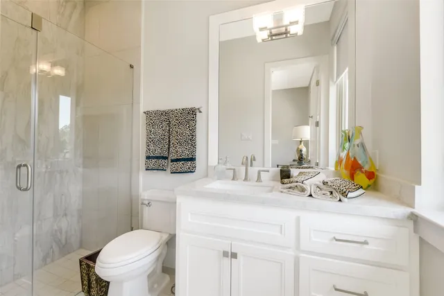 $1,150,000 | 18 Smith Loop North, Cleveland, TX 77327