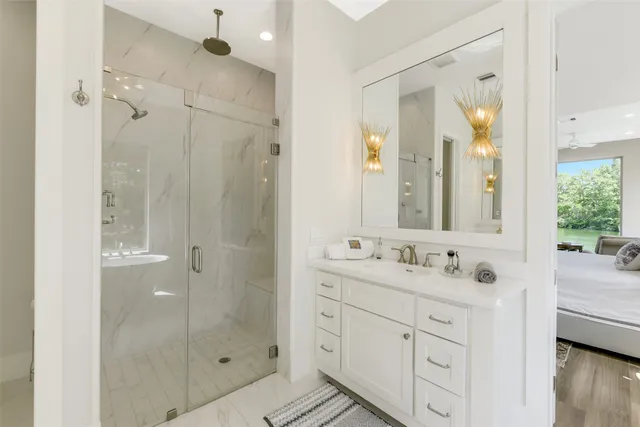 $1,150,000 | 18 Smith Loop North, Cleveland, TX 77327