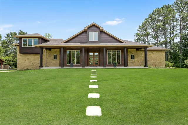$1,150,000 | 18 Smith Loop North, Cleveland, TX 77327