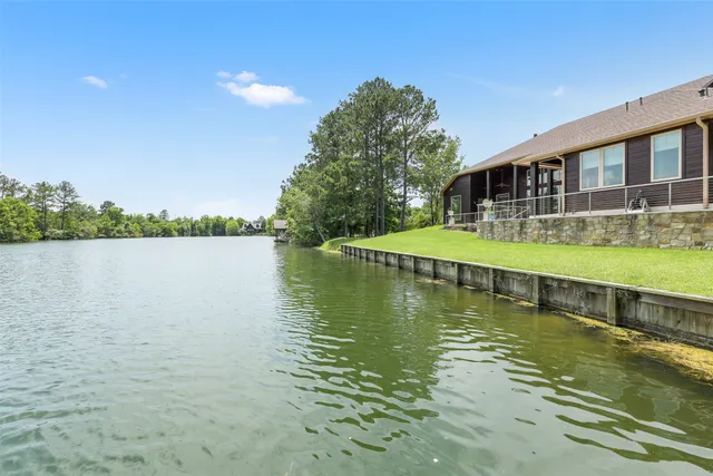 $1,150,000 | 18 Smith Loop North, Cleveland, TX 77327