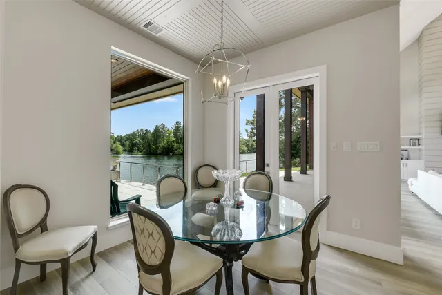 $1,150,000 | 18 Smith Loop North, Cleveland, TX 77327