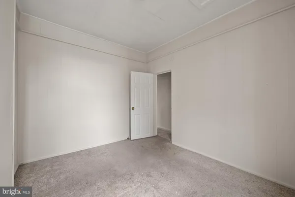 $1,550 | 225 North Luzerne Avenue, Baltimore, MD 21224