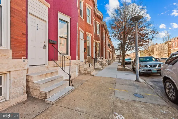$1,550 | 225 North Luzerne Avenue, Baltimore, MD 21224