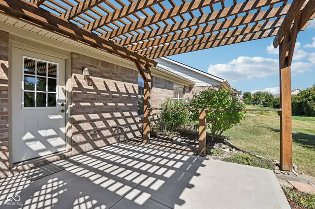 $284,900 | 5545 Lipizzan Lane, Plainfield, IN 46168