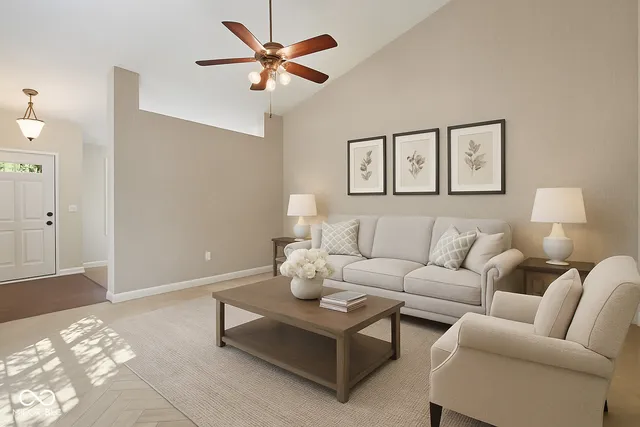 $284,900 | 5545 Lipizzan Lane, Plainfield, IN 46168