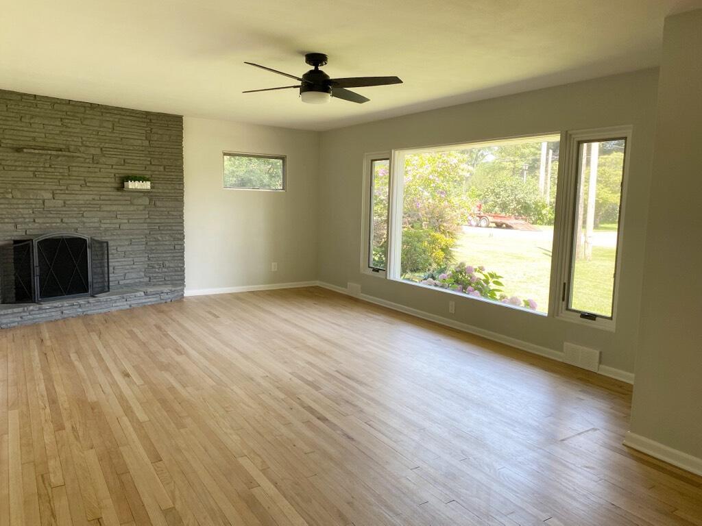 2182 South Hanley Road St. Joseph, MI 49085 - Photo 13 of 38 031 (2)