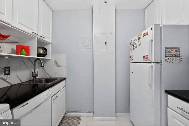 $255,000 | 1121 Arlington Boulevard, Unit 706, Arlington, VA 22209