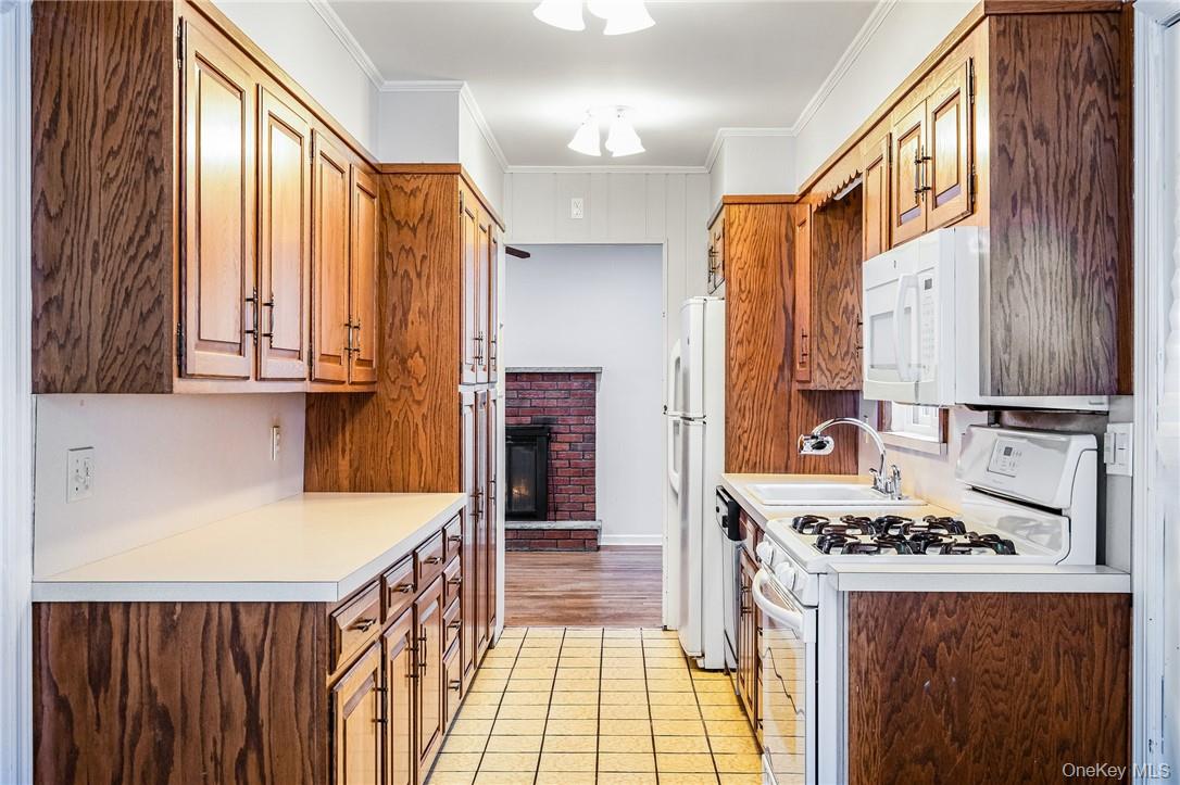 11 Hillside Place Rye, NY 10580 - Photo 6 of 13