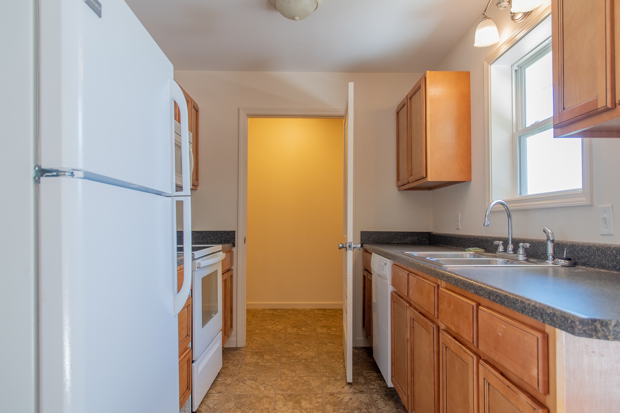 945 Fox Ridge Road Cookeville, TN 38501 - Photo 6 of 25 Gallery Image 6