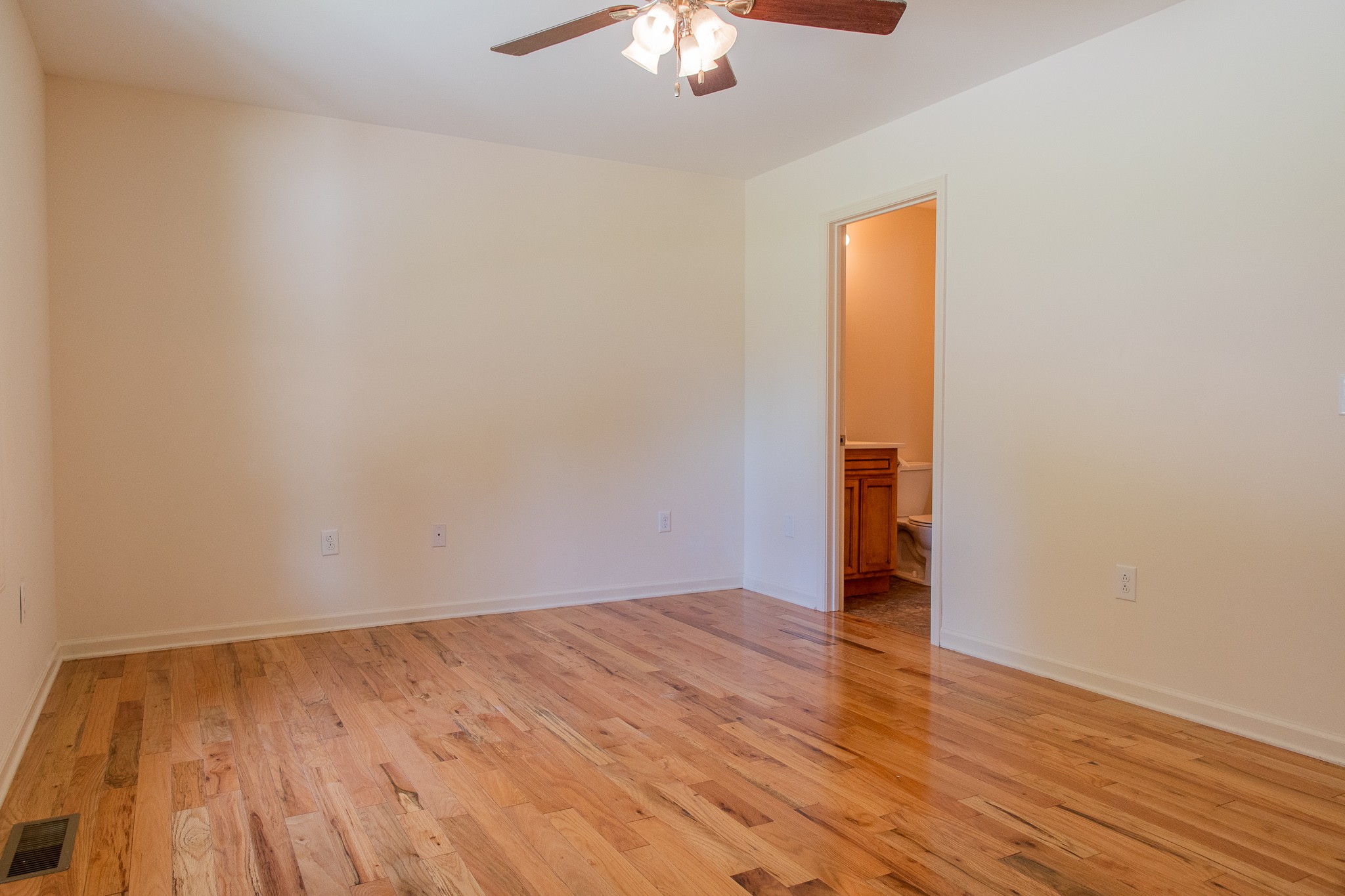 945 Fox Ridge Road Cookeville, TN 38501 - Photo 10 of 25 Gallery Image 10