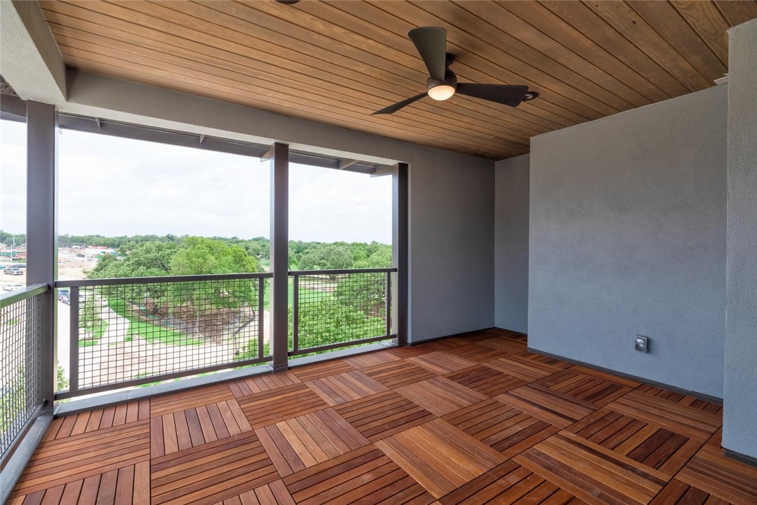 4600 Freedom Drive Austin, TX 78731 - Photo 31 of 40 a view of a room with wooden floor