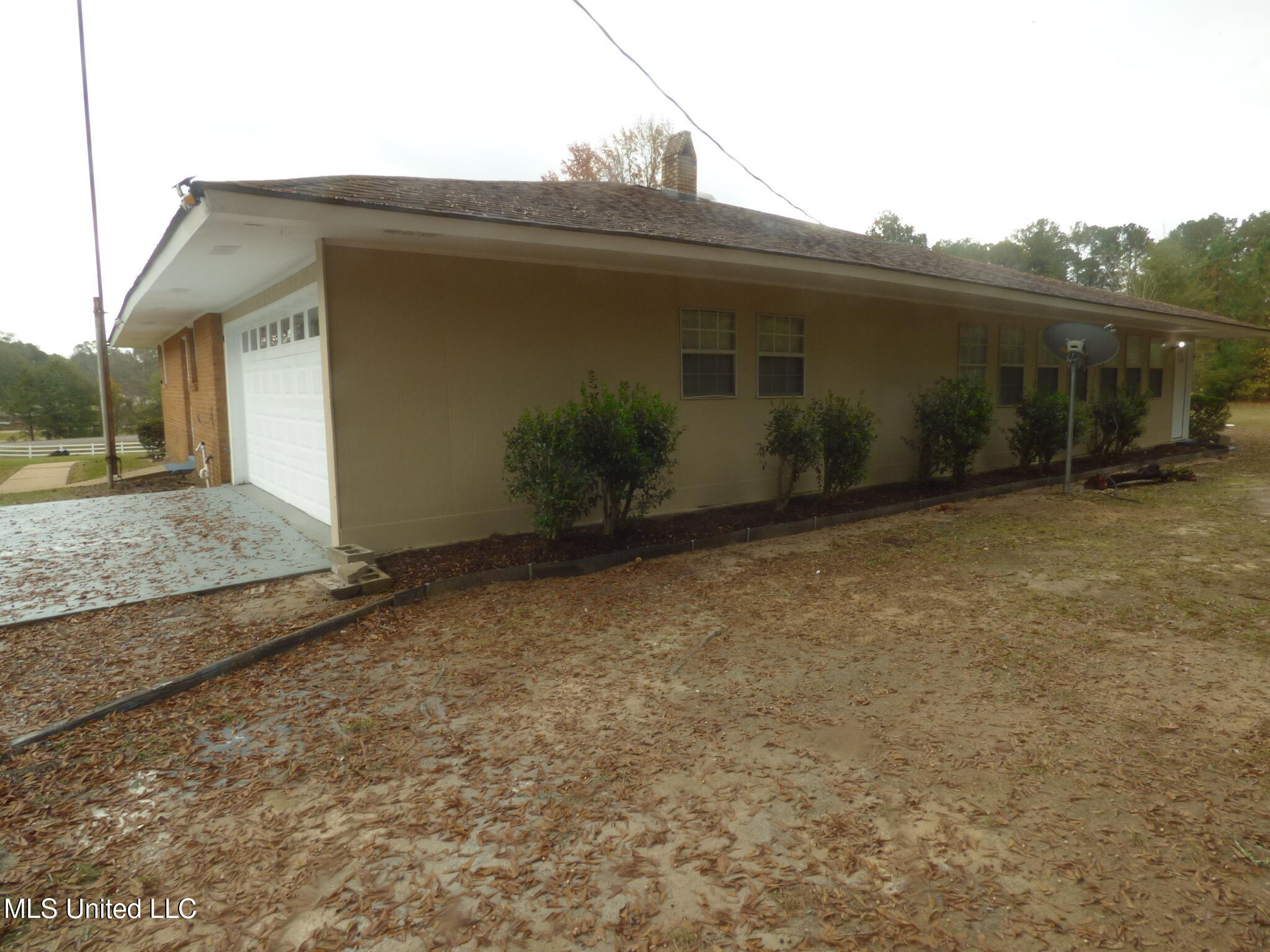 1109 Old Brookhaven Road Summit, MS 39666 - Photo 16 of 17 P1340053