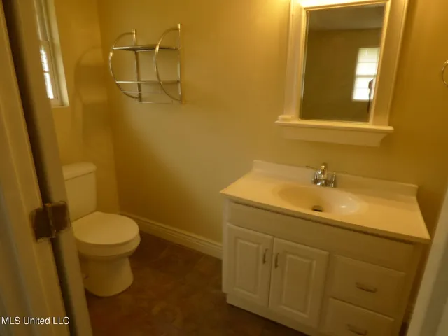 $2,000 | 1109 Old Brookhaven Road, Summit, MS 39666