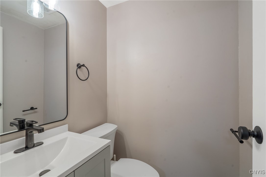 6111 Bethlehem Lane Cicero, NY 13039 - Photo 13 of 29