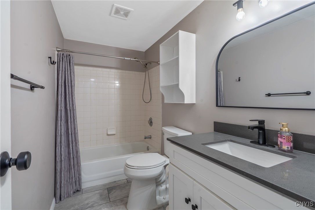 6111 Bethlehem Lane Cicero, NY 13039 - Photo 20 of 29