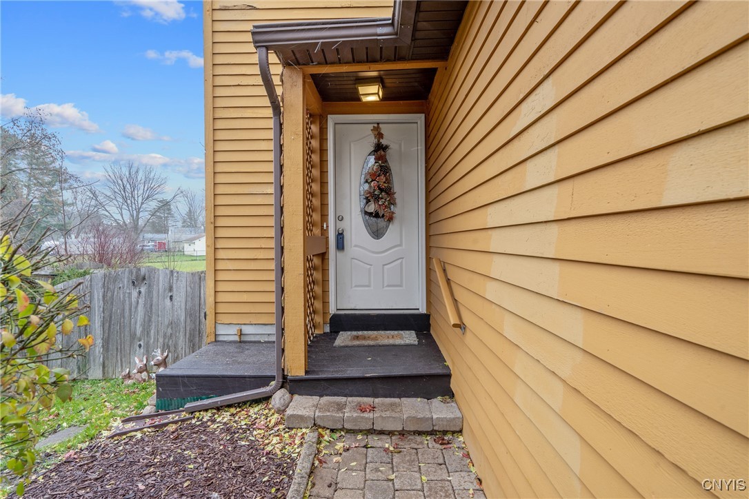 6111 Bethlehem Lane Cicero, NY 13039 - Photo 2 of 29