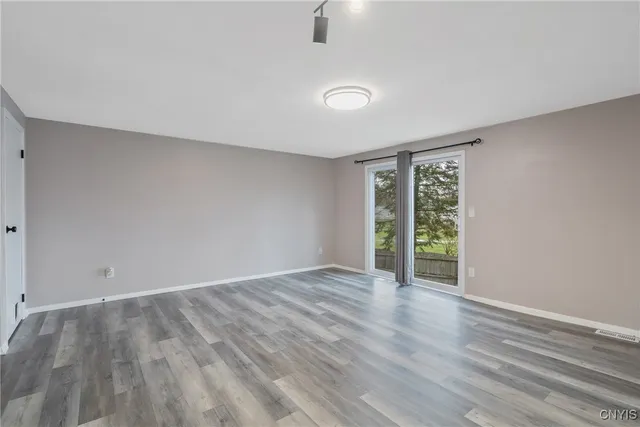 $190,000 | 6111 Bethlehem Lane, Cicero, NY 13039