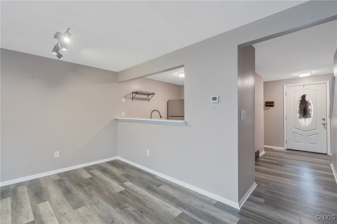 6111 Bethlehem Lane Cicero, NY 13039 - Photo 7 of 29