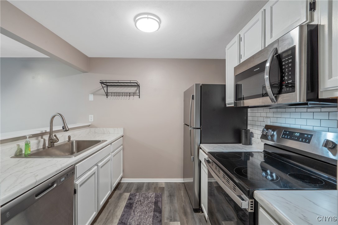 6111 Bethlehem Lane Cicero, NY 13039 - Photo 8 of 29