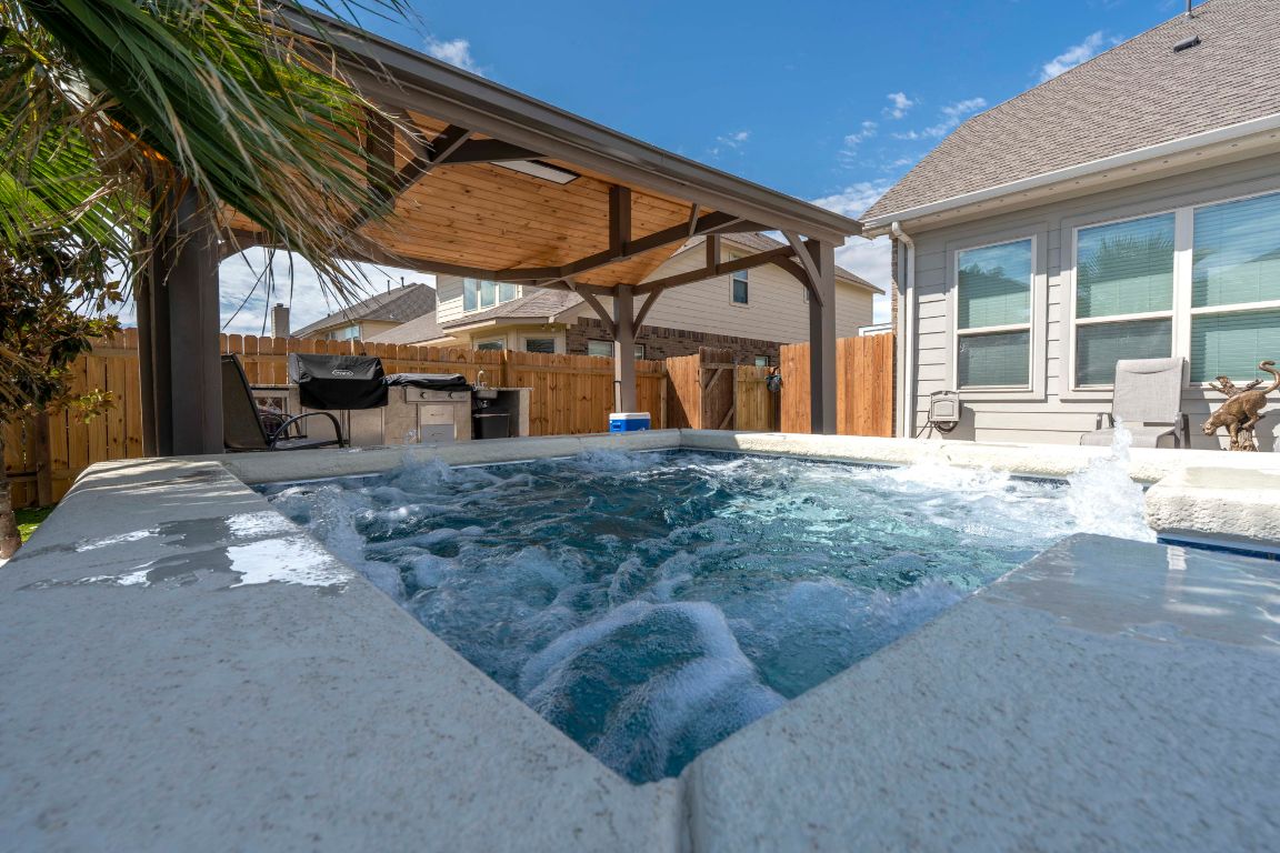 3301 Falconers Way Pflugerville, TX 78660 - Photo 6 of 39