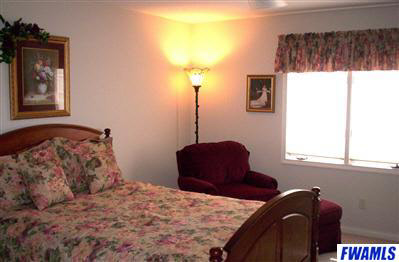 9809 Lyonhurst Road Fort Wayne, IN 46804 - Photo 5 of 8 Gallery Image 5