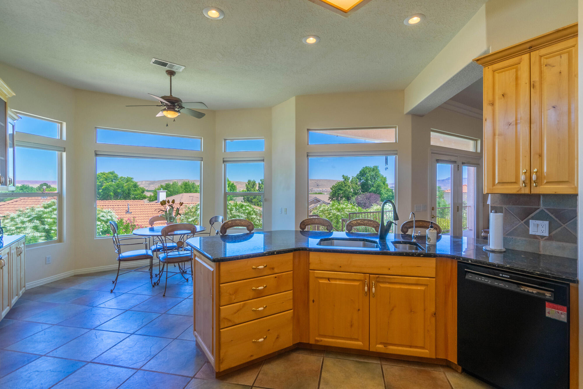 3577 Paiute Road St. George, UT 84790 - Photo 16 of 67 3577 Paiute Rd-031