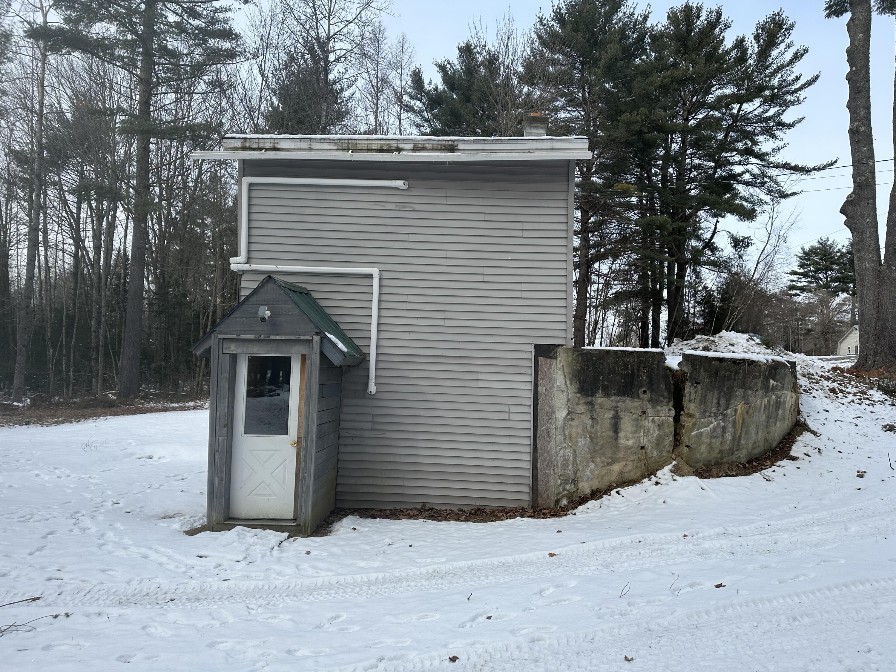 69 Shusta Road Madison, ME 04950 - Photo 24 of 31 IMG_1893