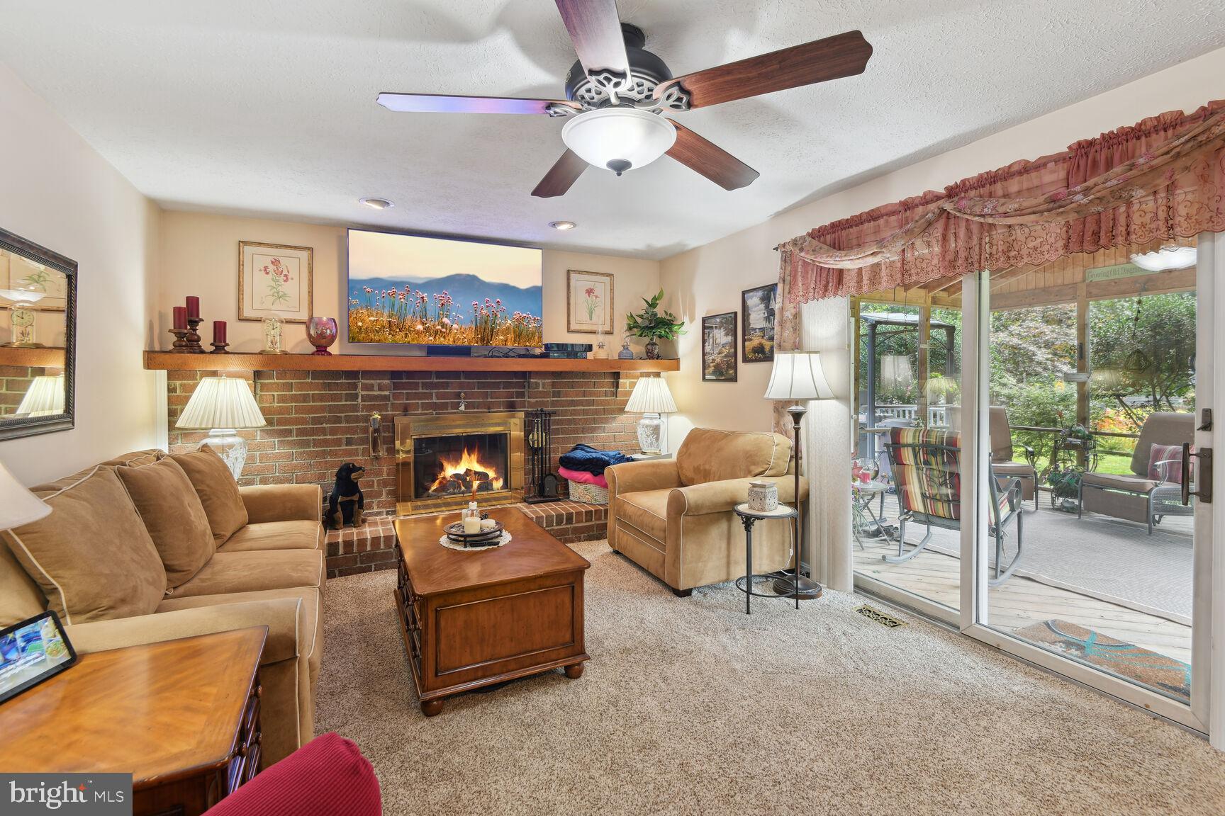 4949 Idlewilde Road Shady Side, MD 20764 - Photo 14 of 31 Family Room