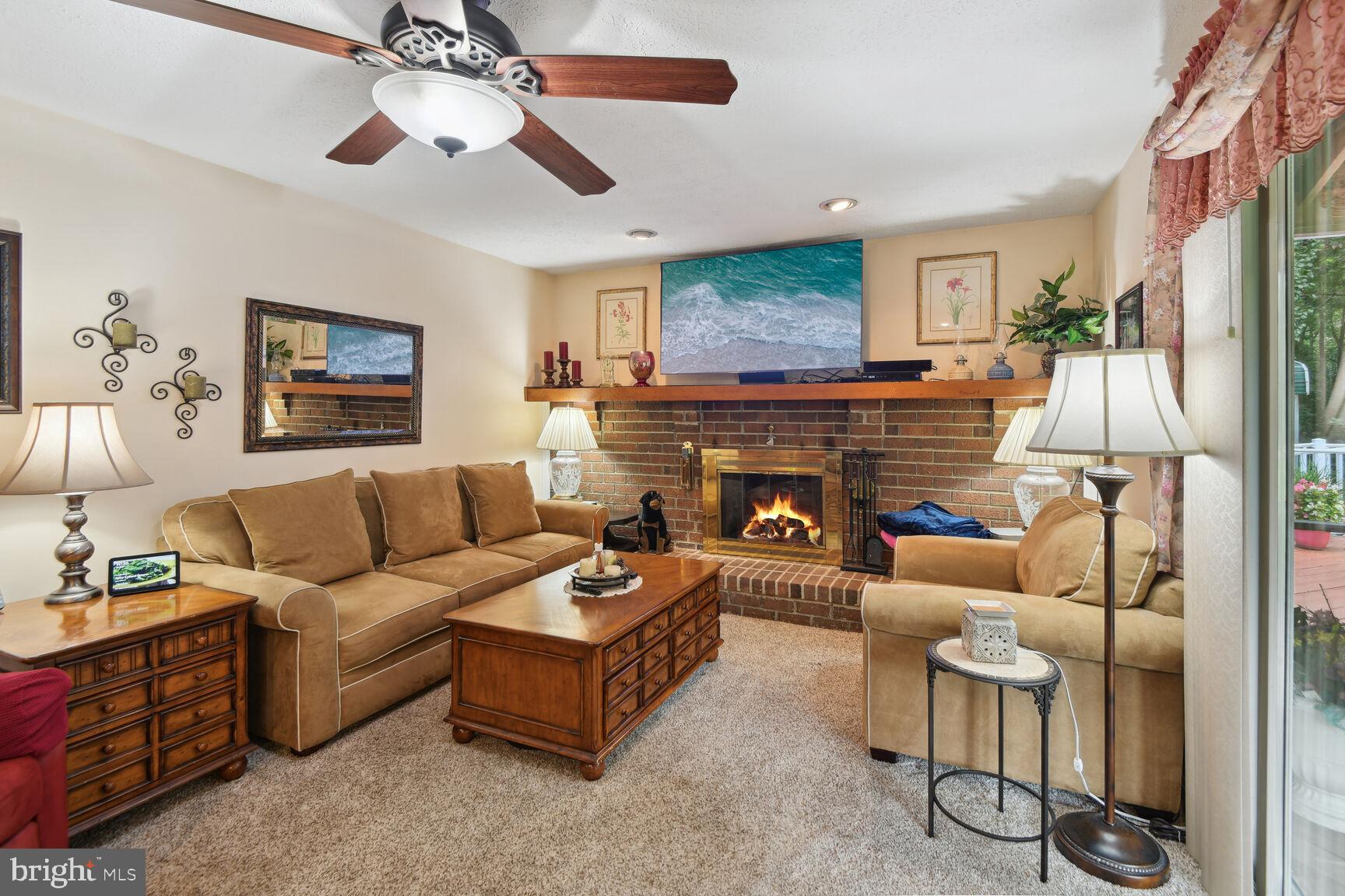4949 Idlewilde Road Shady Side, MD 20764 - Photo 15 of 31 Family Room