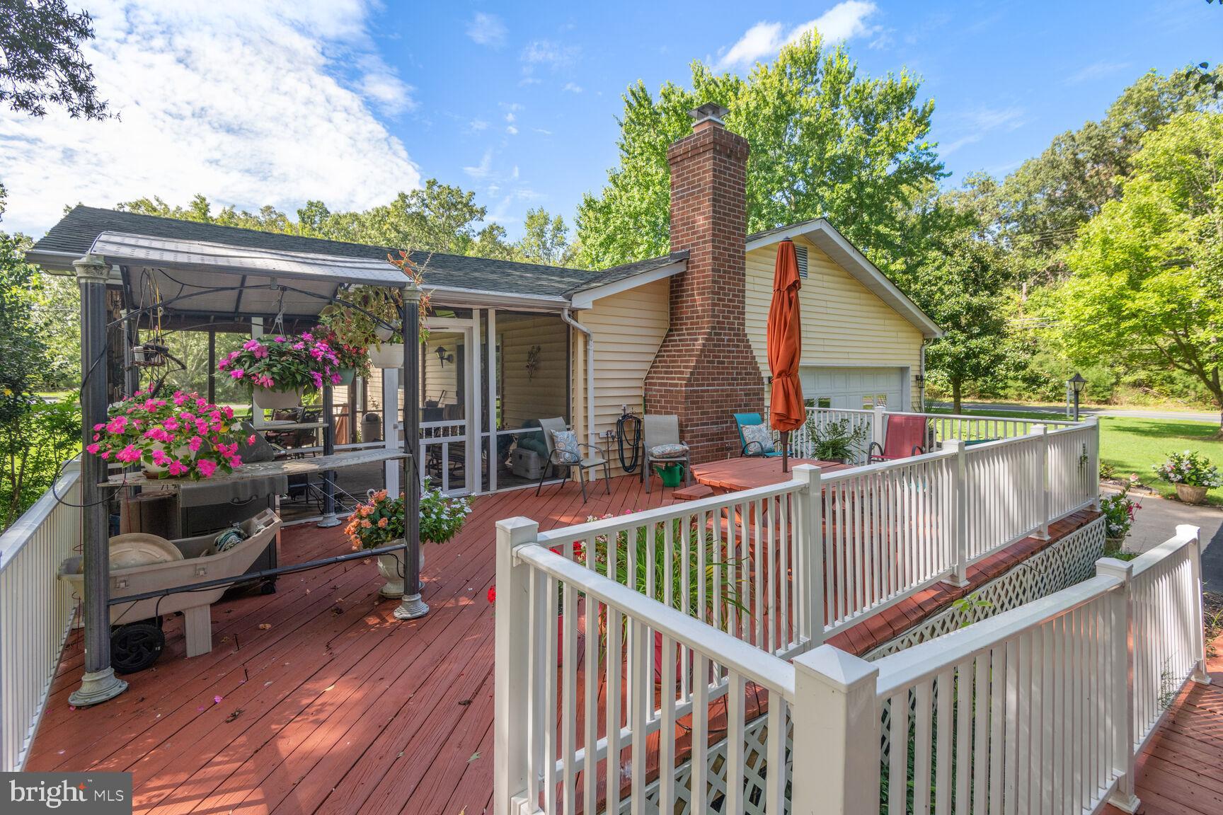 4949 Idlewilde Road Shady Side, MD 20764 - Photo 26 of 31 Deck