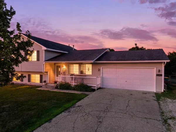 $339,900 | 504 Maple Street, Belle Plaine, MN 56011