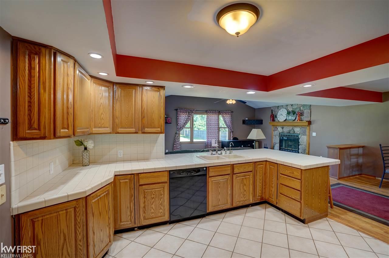 3167 North Oak Road Davison, MI 48423 - Photo 14 of 55