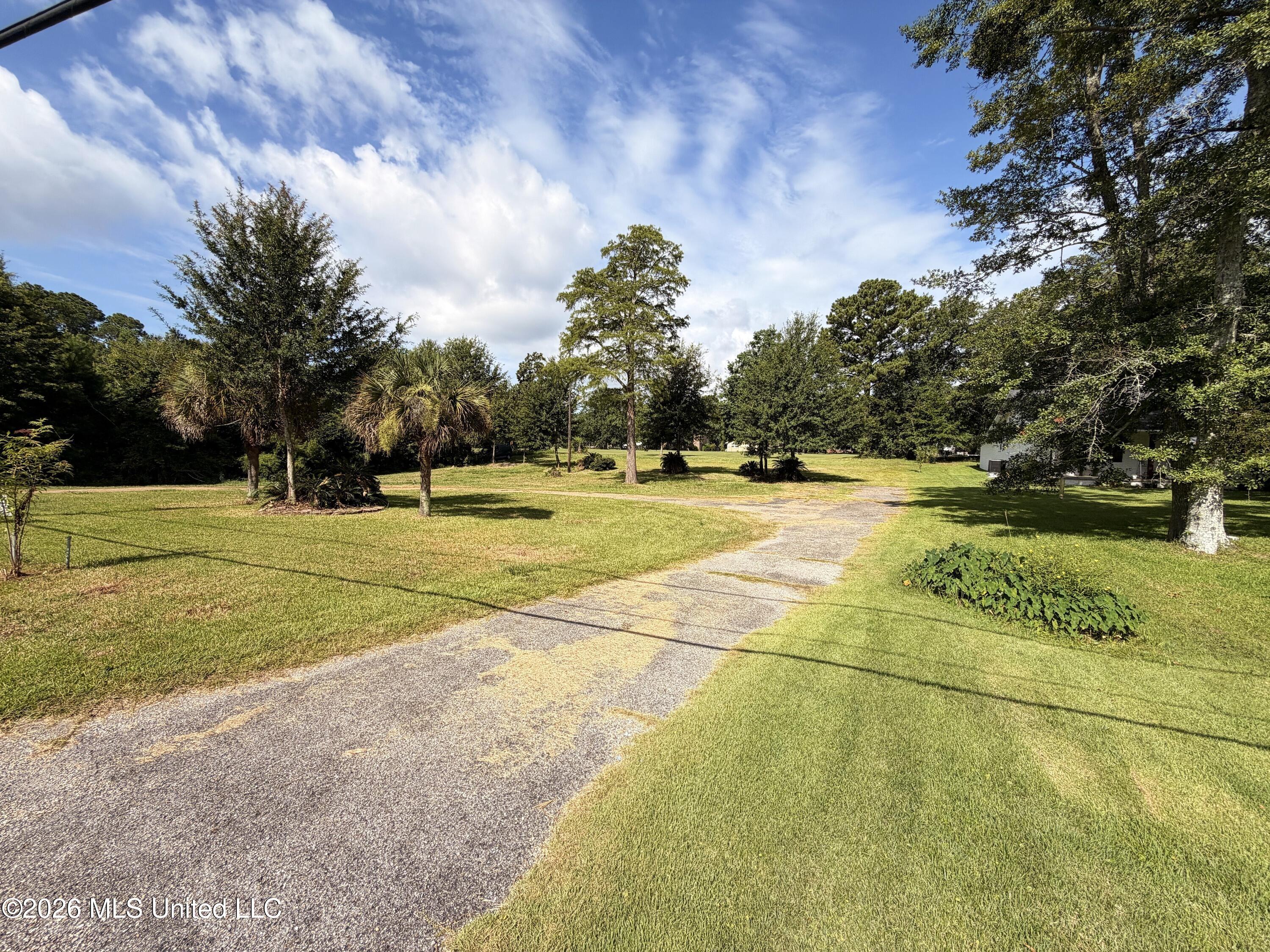 5917 Ridge Road Ocean Springs, MS 39564 - Photo 2 of 8 IMG_4863