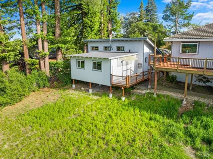 $1,599,000 | 6096 Vine Hill School Road, Sebastopol, CA 95472