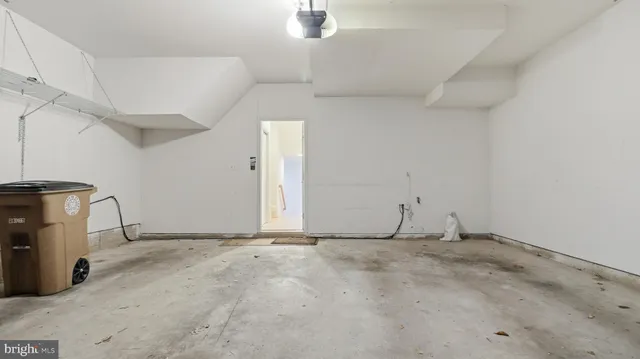 $3,650 | 1302 Gaither Road, Rockville, MD 20850