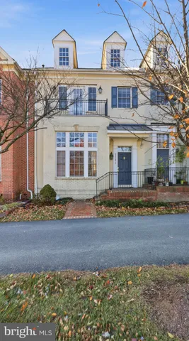 $3,650 | 1302 Gaither Road, Rockville, MD 20850