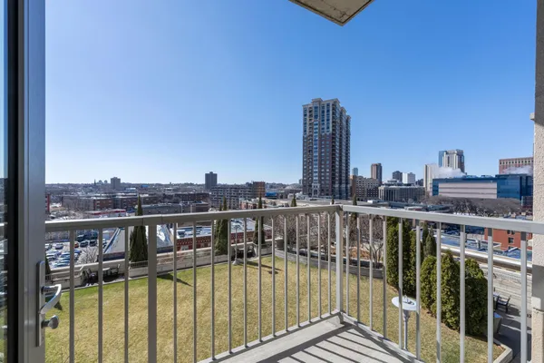 $1,595 | 929 Portland Avenue, Unit 808, Minneapolis, MN 55404