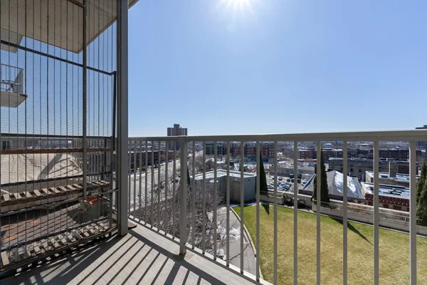 $1,595 | 929 Portland Avenue, Unit 808, Minneapolis, MN 55404