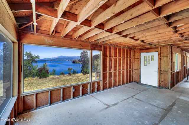 $399,000 | 34406 State Highway 3, St. Maries, ID 83861