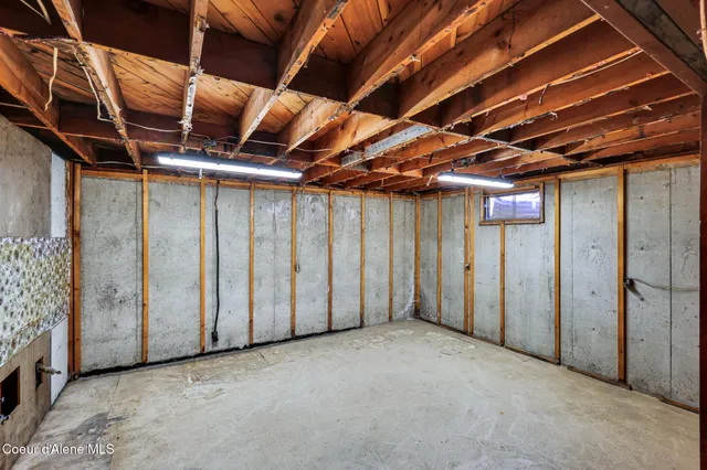 $399,000 | 34406 State Highway 3, St. Maries, ID 83861