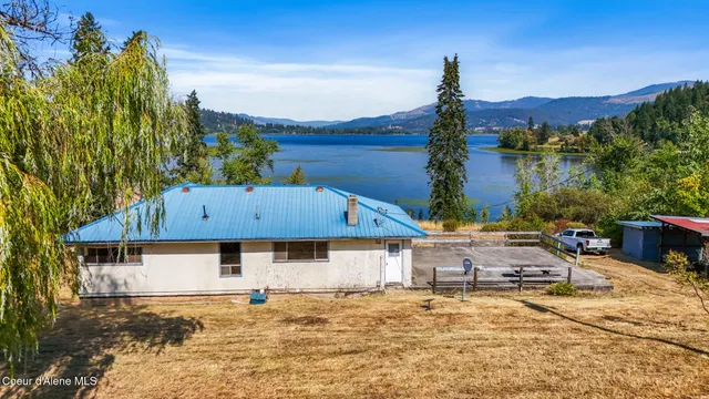 $399,000 | 34406 State Highway 3, St. Maries, ID 83861