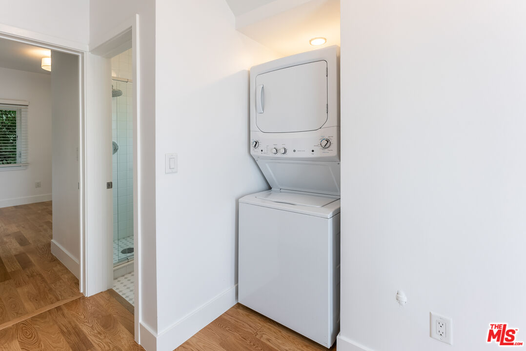 1253 South Rimpau Boulevard Los Angeles, CA 90019 - Photo 55 of 71