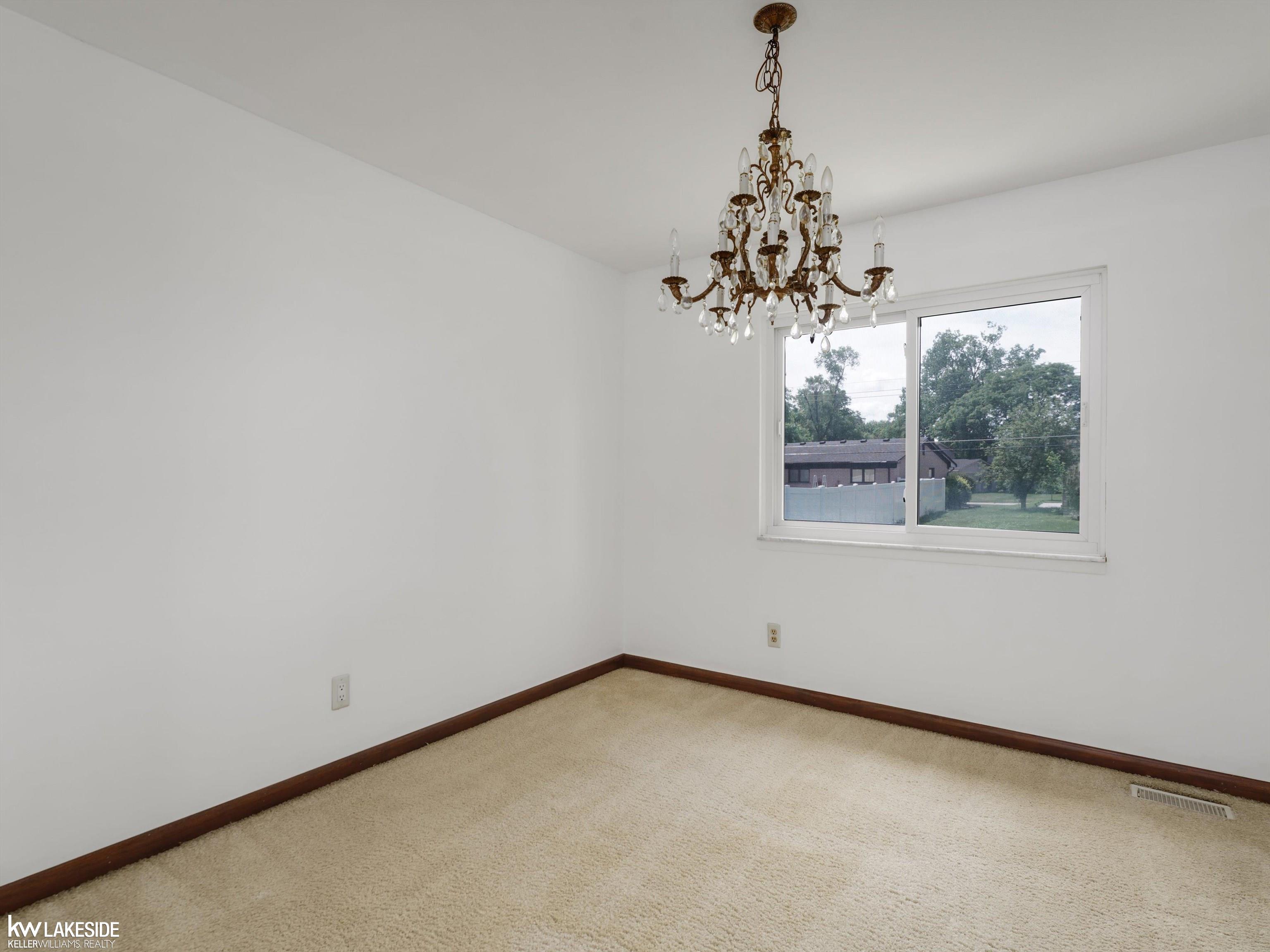 35385 Bobcean Road Clinton Township, MI 48035 - Photo 8 of 49