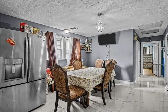 $399,900 | 30 Touro Street, Providence, RI 02904