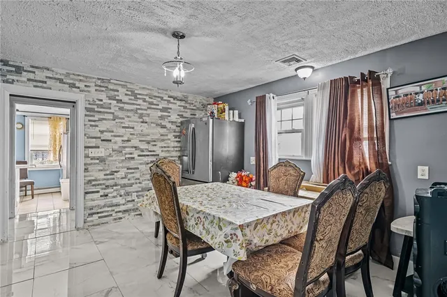 $399,900 | 30 Touro Street, Providence, RI 02904