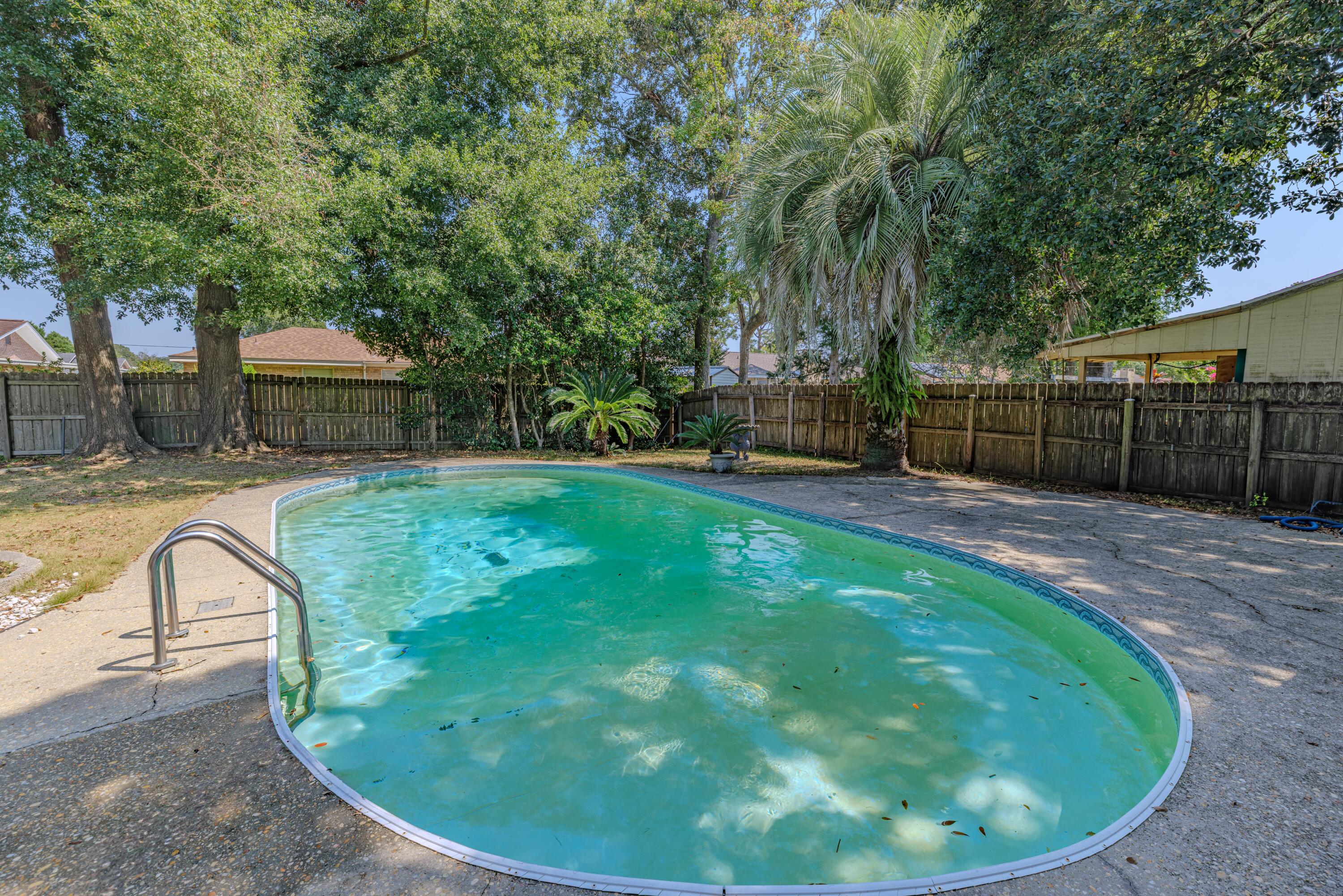 4150 April Road Pensacola, FL 32504 - Photo 12 of 47 4150 April Rd-8