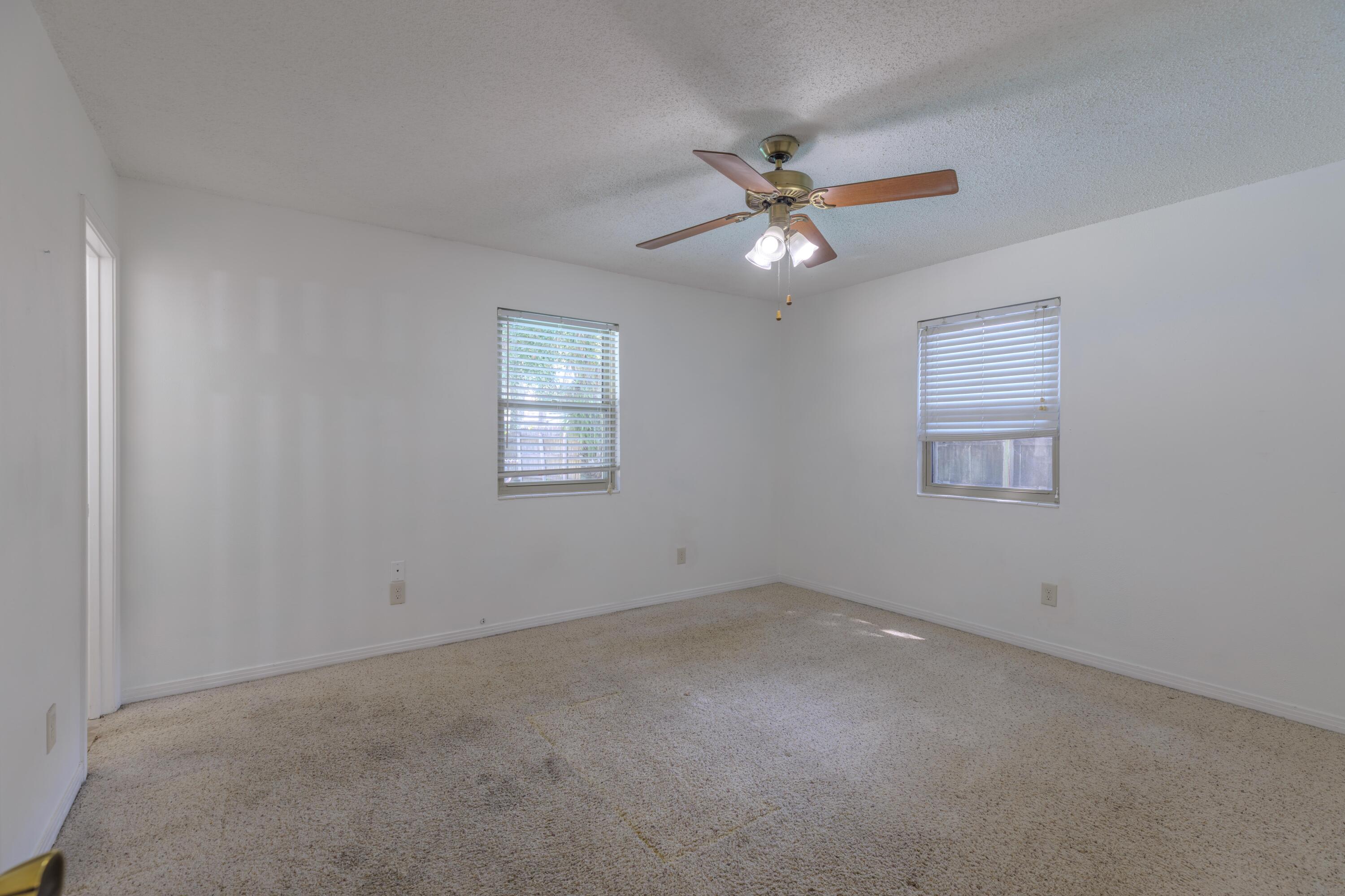 4150 April Road Pensacola, FL 32504 - Photo 16 of 47 4150 April Rd-13