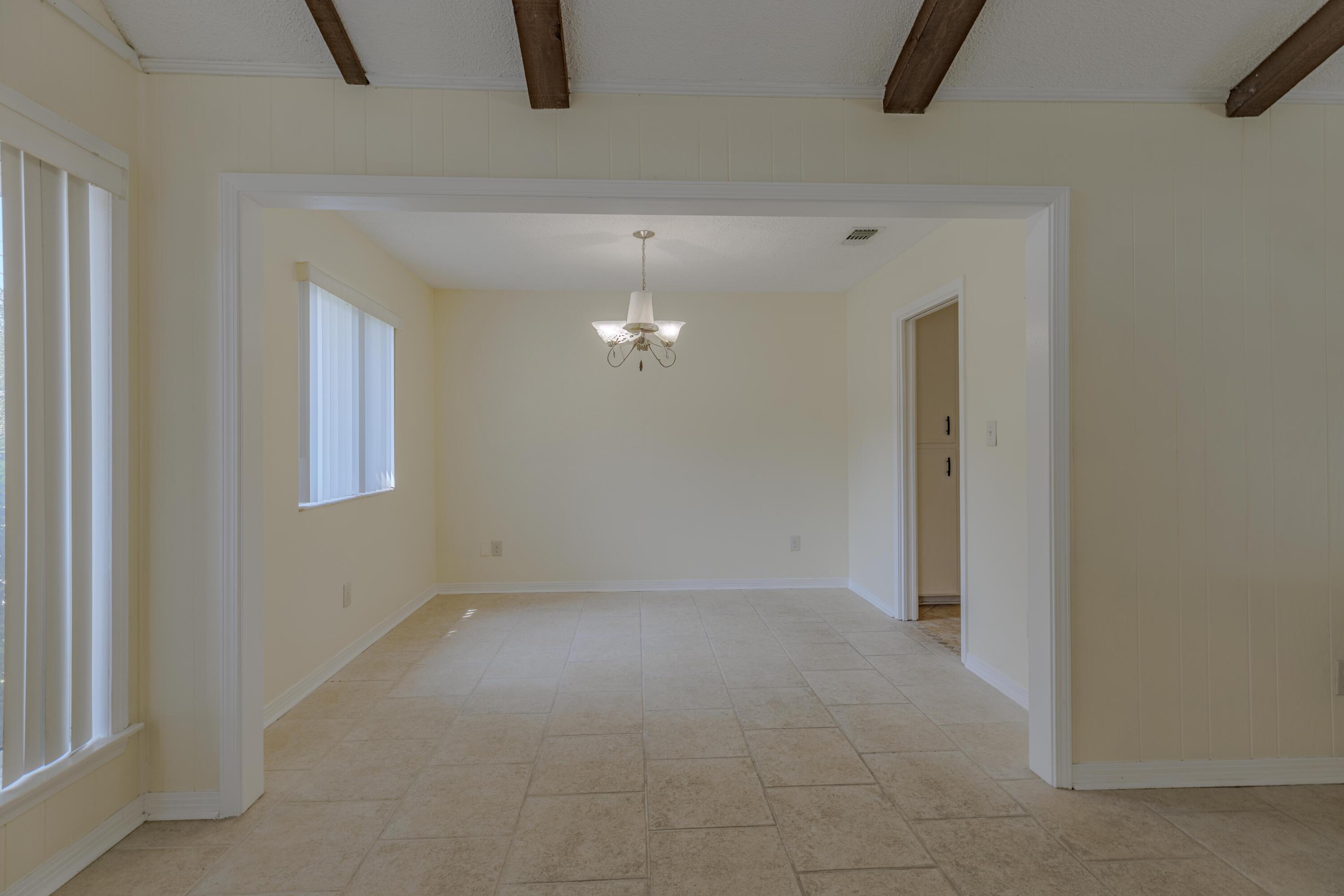 4150 April Road Pensacola, FL 32504 - Photo 35 of 47 4150 April Rd-31