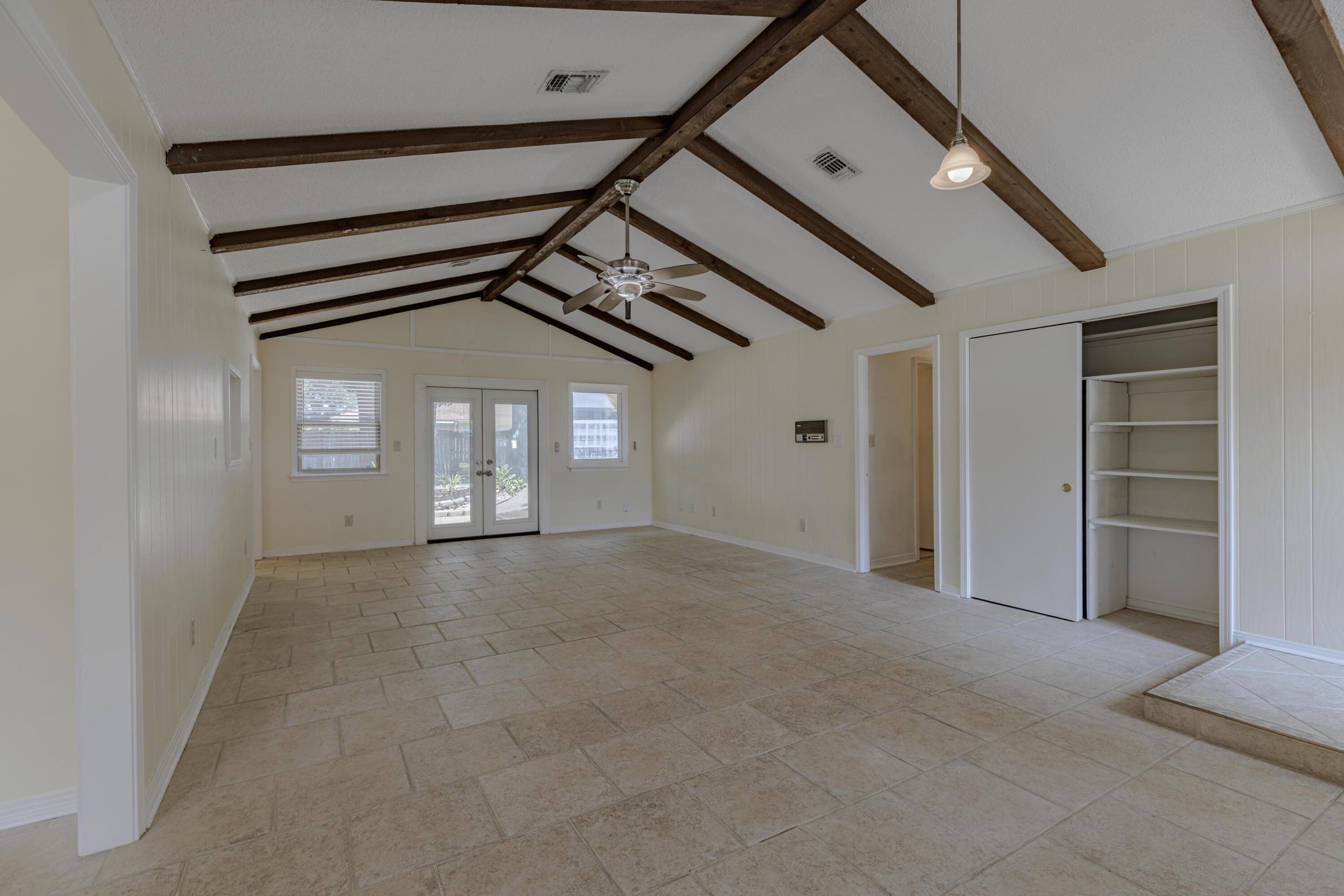 4150 April Road Pensacola, FL 32504 - Photo 38 of 47 4150 April Rd-34