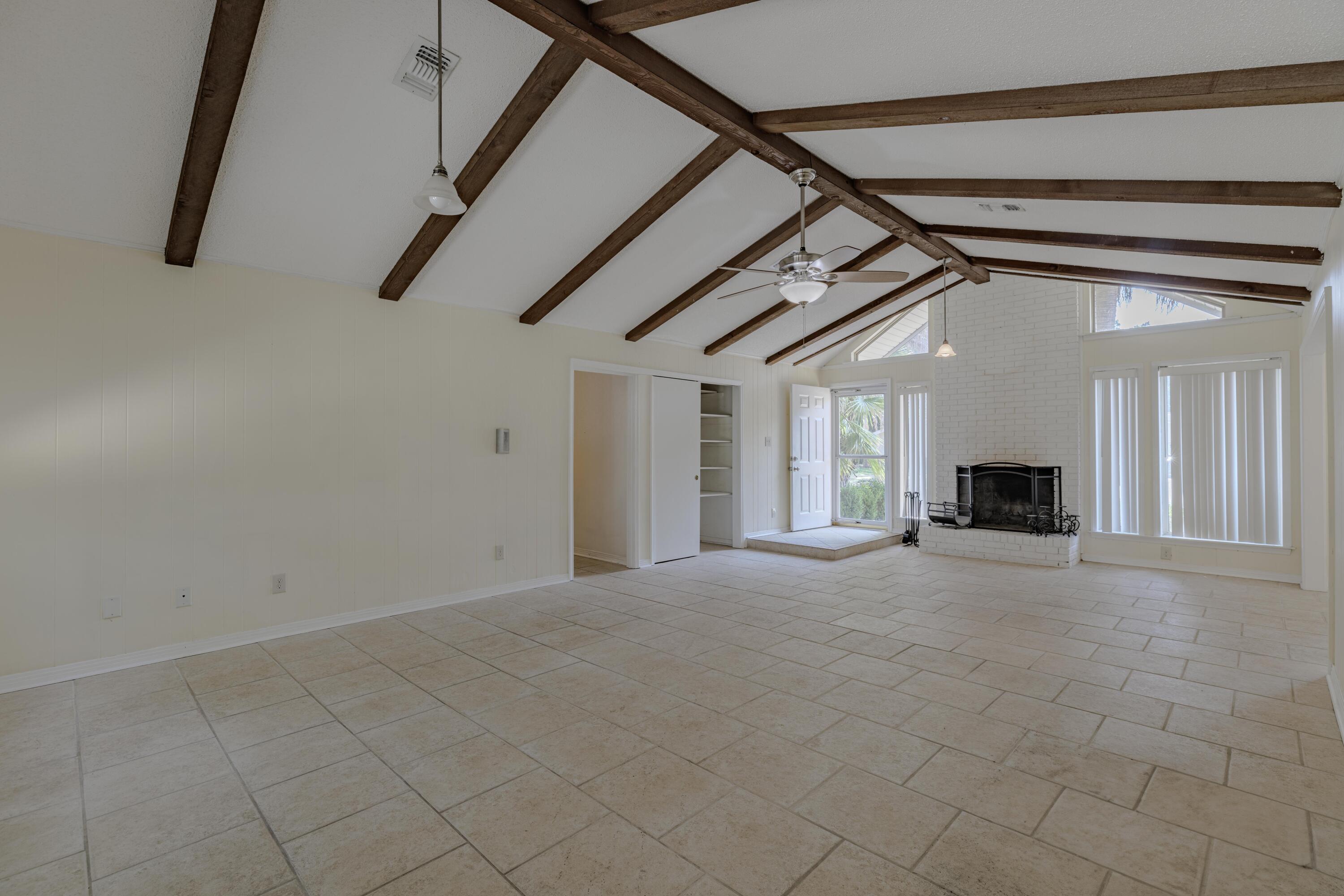 4150 April Road Pensacola, FL 32504 - Photo 42 of 47 4150 April Rd-38